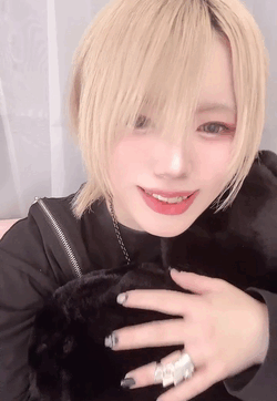 아짱의 오토모 소개🎀