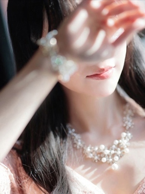 유카리　艶야카나大人노魅力