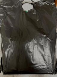 검은 가방의 내용은?