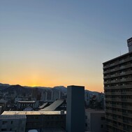 내일 출근이야.