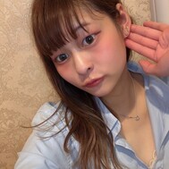 피어스가 작다.