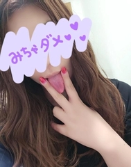 목덜미에 흐르는 머리♥️