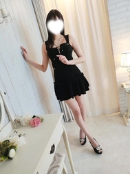 거울 너머의 시선에 ... ♡