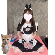 고양이 찬 하녀 ฅ^•ω•^ฅ