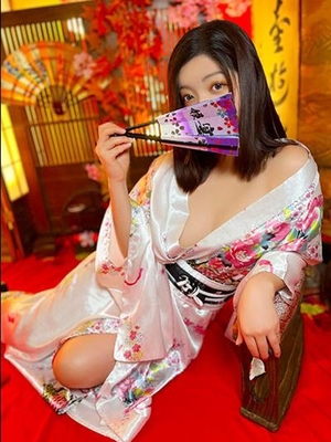 청순함 앞에 숨은 색향의 불꽃 - 佳香케이카