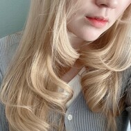 한 달 전까지는 금발의 <b class="sch_word">미녀</b>였습니다.