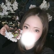 벚꽃 흩날리는 동안 🌸