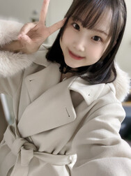 조금. . . 네( ੭ ･ᴗ･ )੭