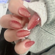 친구에게 네일을 받았다 💘